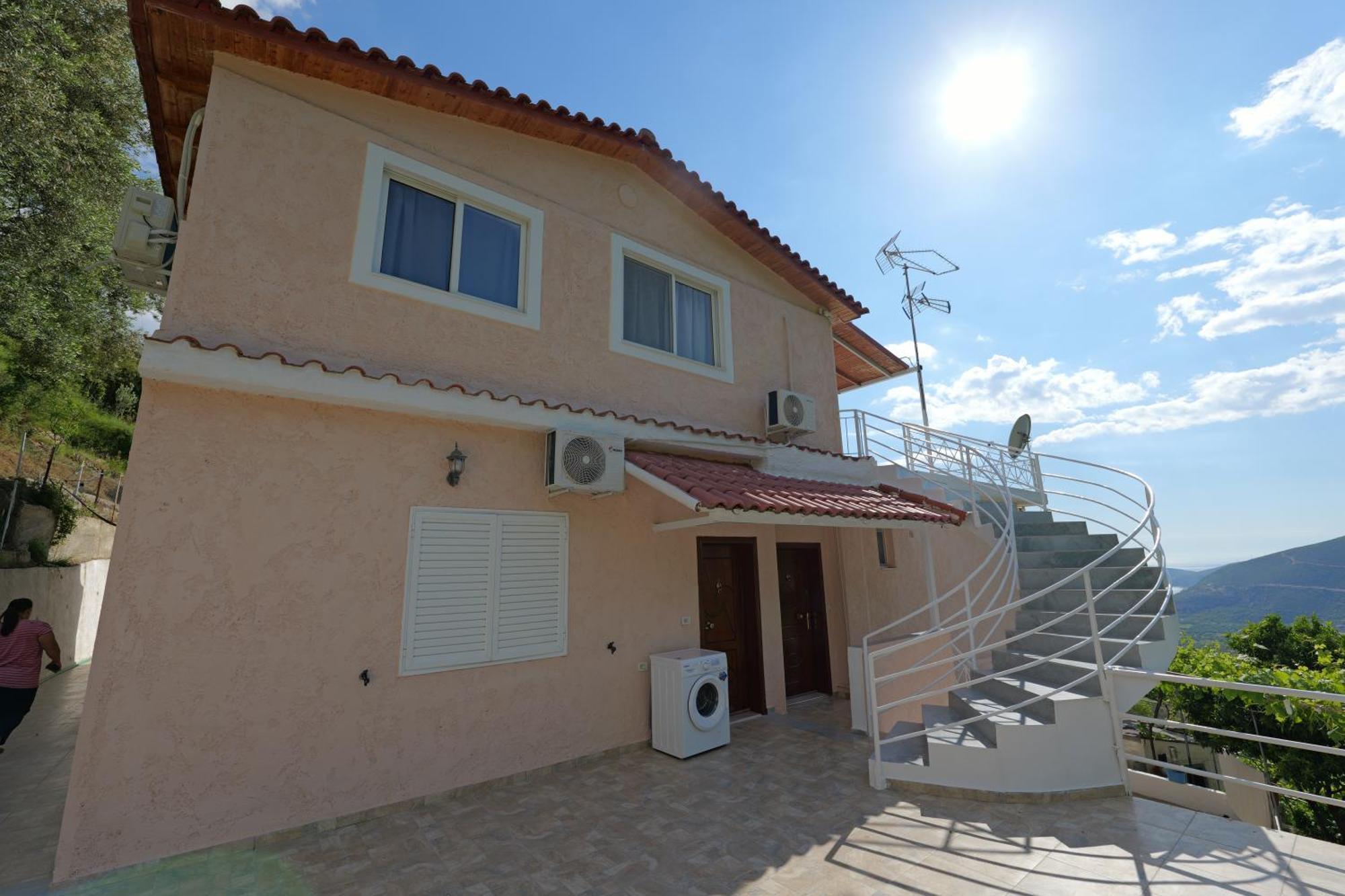 Arthur'S 4Apartments Borsh Exterior photo